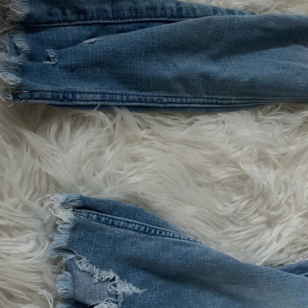 AUTHENTIC HOLLISTER Light wash distressed skinny jeans size 1R W25 L30 - Picture 8 of 11